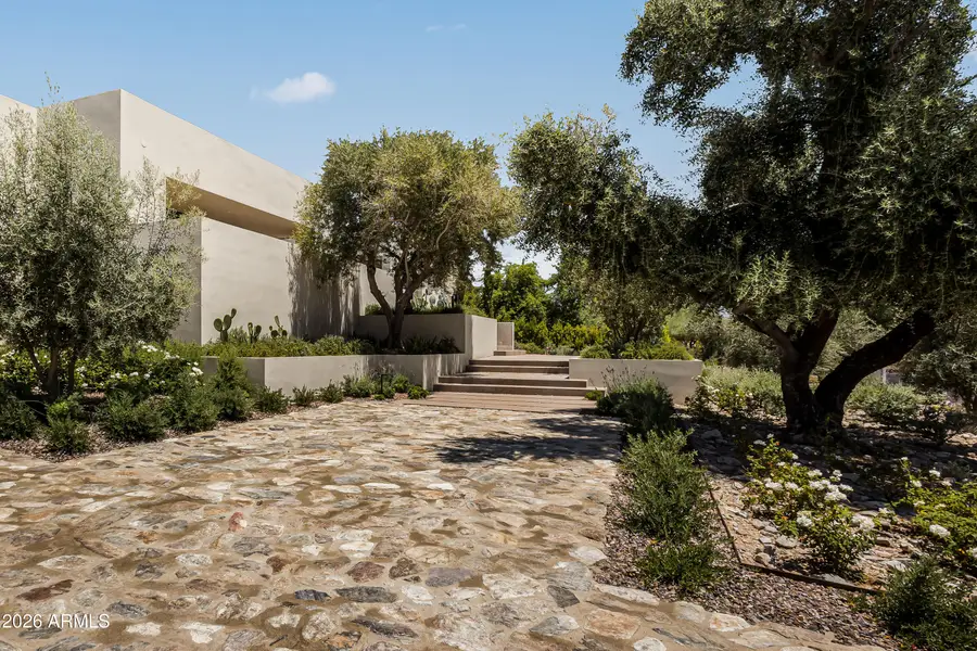 4510 E Maderos Del Cuenta Drive, Paradise Valley, AZ 85253 - #2