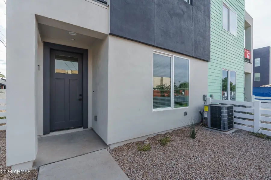 2601 E Clarendon Avenue #20, Phoenix, AZ 85016 - #3