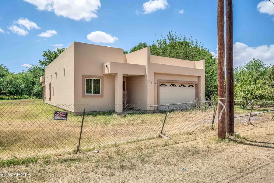 909 W Tamarisk Street, Phoenix, AZ 85041 - #3