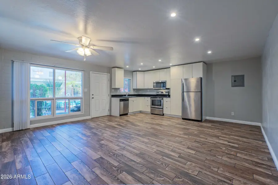 3611 N 5th Avenue, Phoenix, AZ 85013 - #2