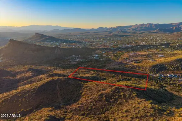 42xxx N 18th Street #1, New River, AZ 85087