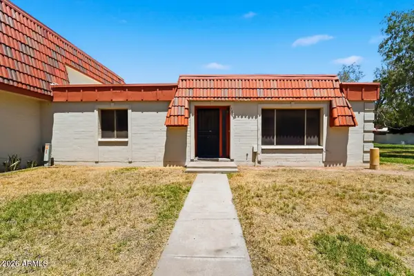 7825 N 49th Avenue, Glendale, AZ 85301