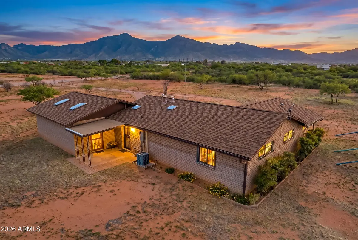 7691 E Dakota Road, Hereford, AZ 85615 - #1