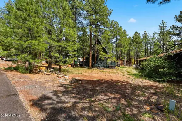 17455 S San Carlos Drive, Munds Park, AZ 86017