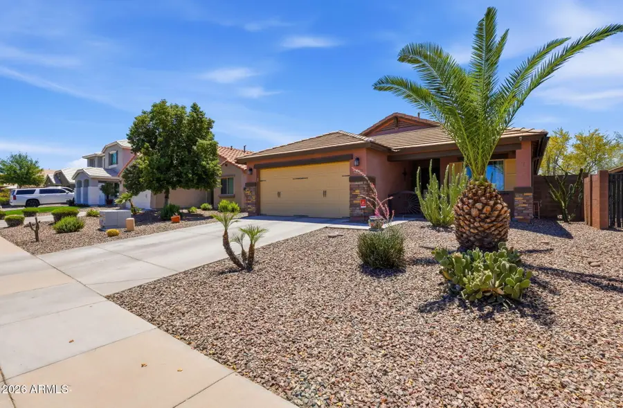 2215 E Hazeltine Way, Gilbert, AZ 85298 - #2