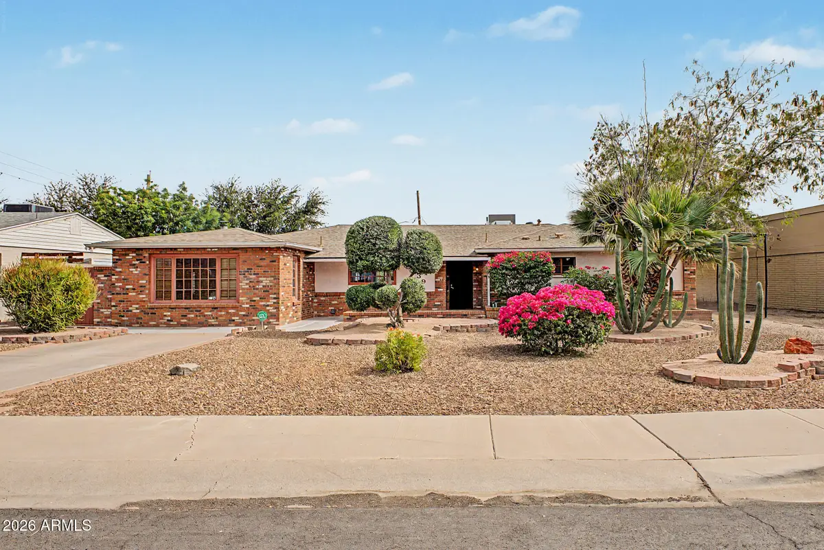 1739 E Luke Avenue, Phoenix, AZ 85016 - #1
