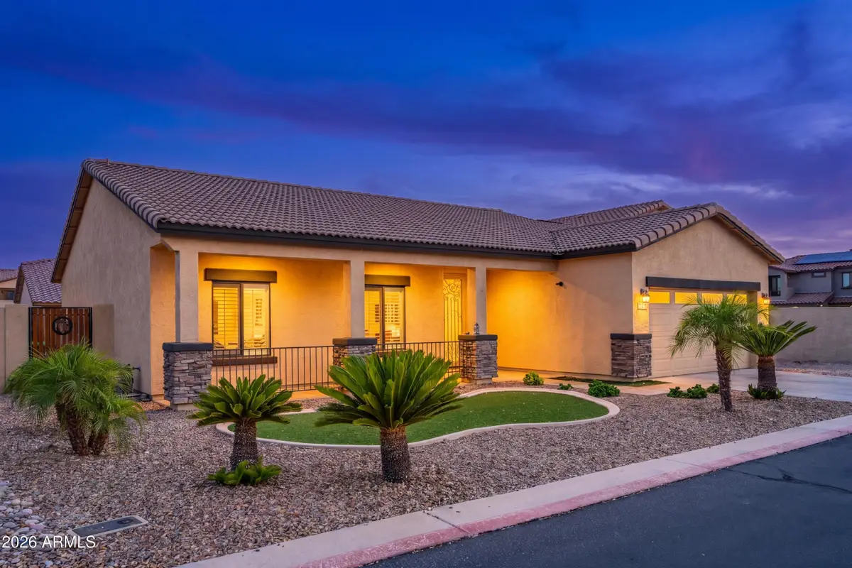 2191 E 25th Avenue, Apache Junction, AZ 85119 - #1