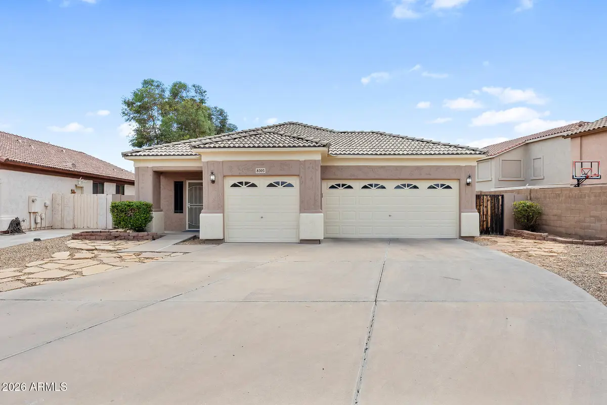 8303 N 56th Lane, Glendale, AZ 85302 - #1