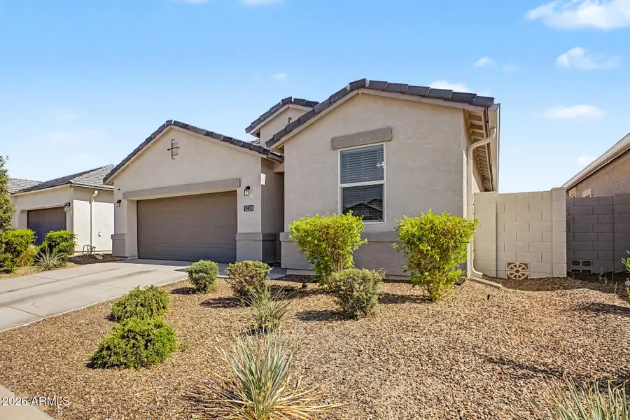 3229 W Shanley Avenue, Apache Junction, AZ 85120 - #3