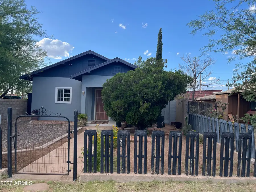 920 E 19th Street, Douglas, AZ 85607 - #2