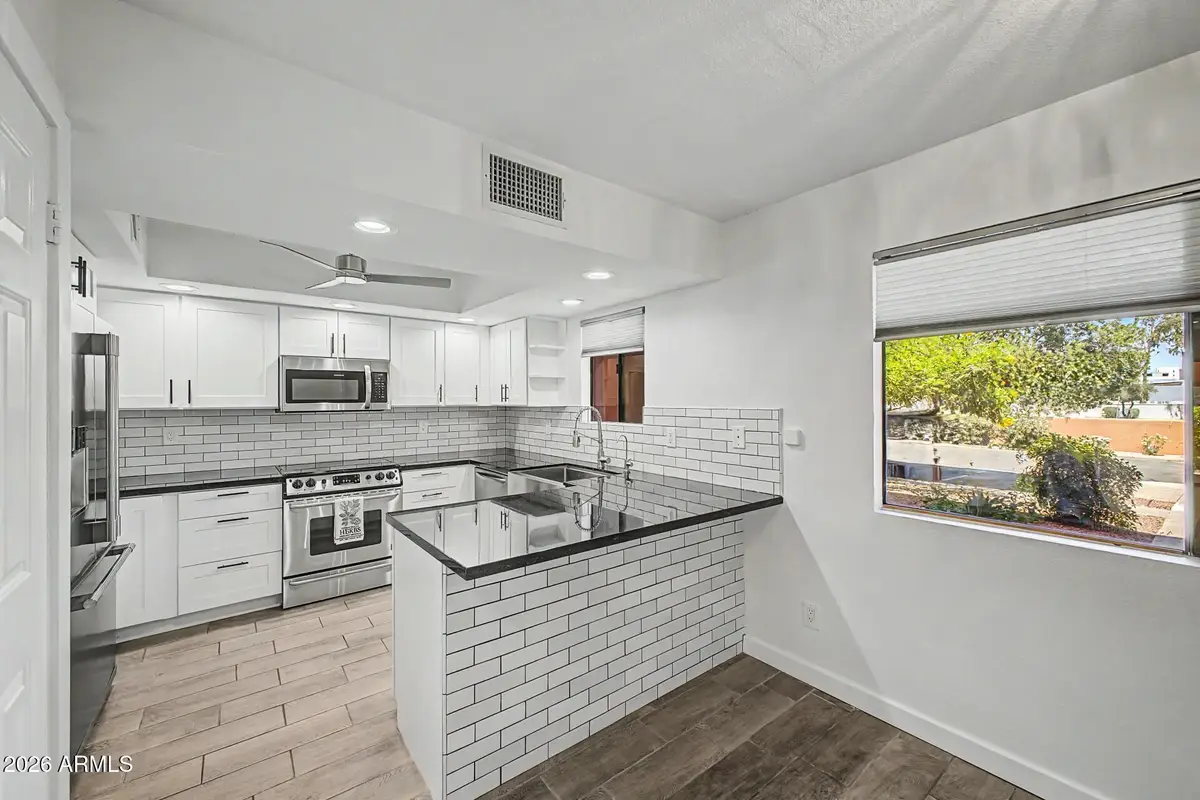 12222 N Paradise Village Parkway S #107, Phoenix, AZ 85032 - #1