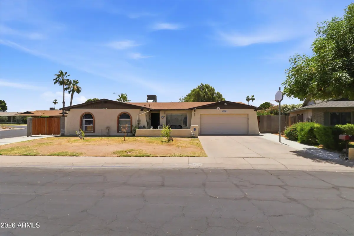 4601 W Golden Lane, Glendale, AZ 85302 - #1
