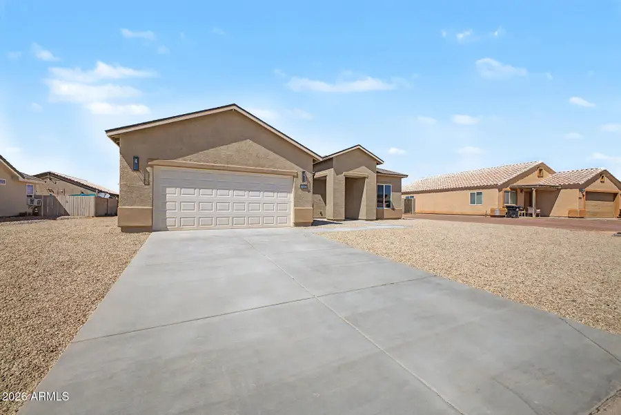 10364 W Mission Drive, Arizona City, AZ 85123 - #2