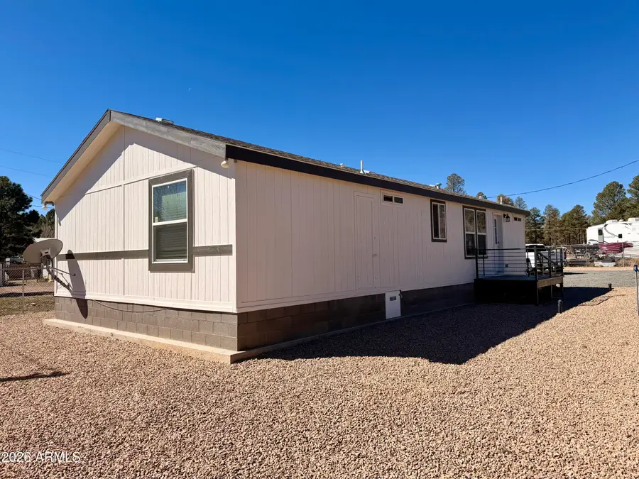 2122 Meadow Lane, Overgaard, AZ 85933 - #3