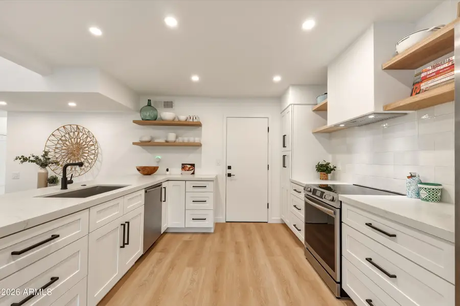10 W Georgia Avenue #16, Phoenix, AZ 85013 - #2