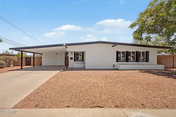 3601 E Laurel Lane, Phoenix, AZ 85028
