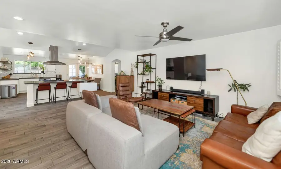 828 E Myrtle Avenue, Phoenix, AZ 85020 - #2