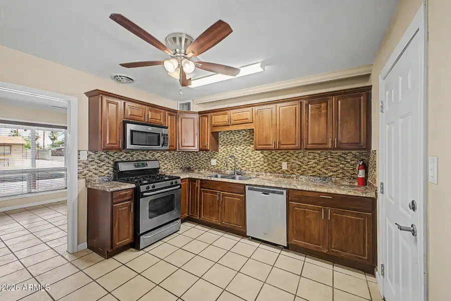 2929 W Loma Lane, Phoenix, AZ 85051 - #2