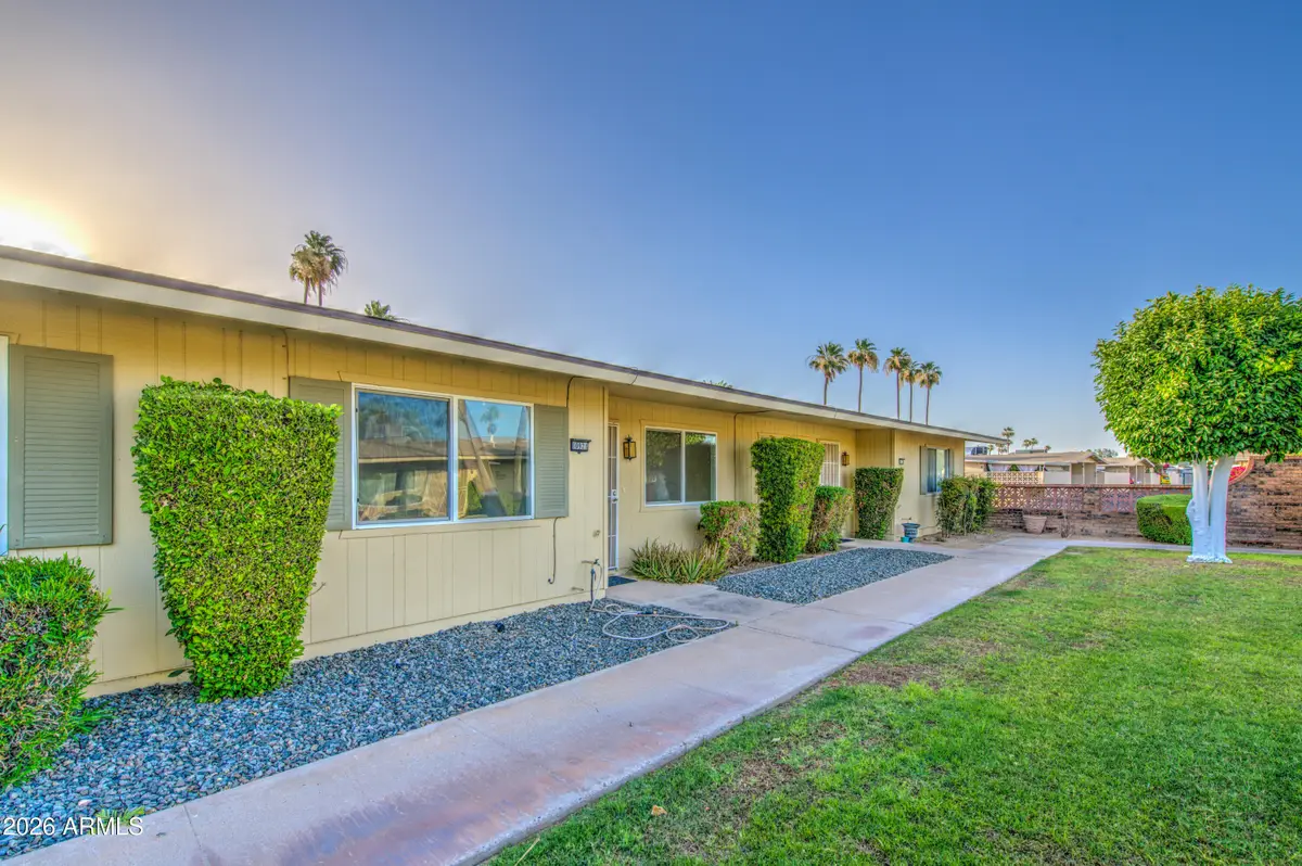 10921 W Santa Fe Drive, Sun City, AZ 85351 - #1