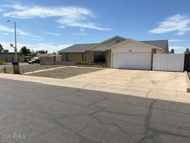 3244 W Yucca Street, Phoenix, AZ 85029 - #1
