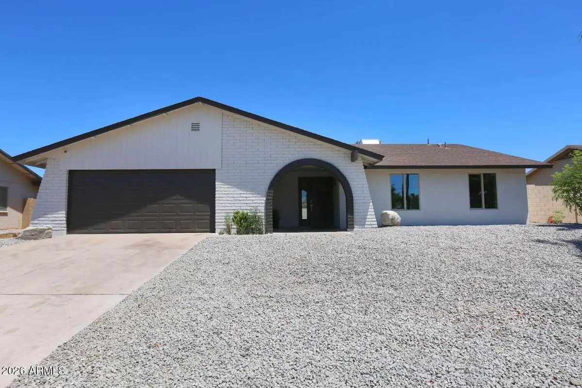 2528 W Sweetwater Avenue, Phoenix, AZ 85029 - #1