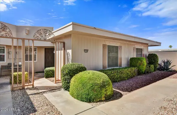17264 N 105th Avenue, Sun City, AZ 85373