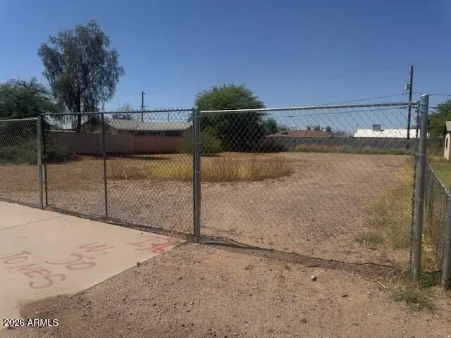 136 W Jones Avenue W #14, Phoenix, AZ 85041 - #3