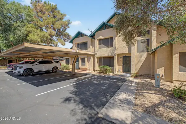 8028 N 48th Avenue, Glendale, AZ 85302