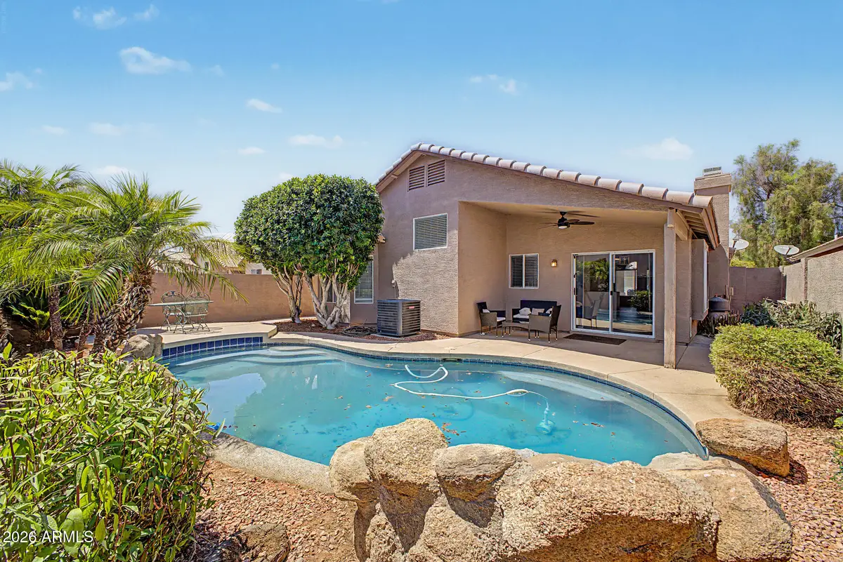 8625 W Paradise Drive, Peoria, AZ 85345 - #1