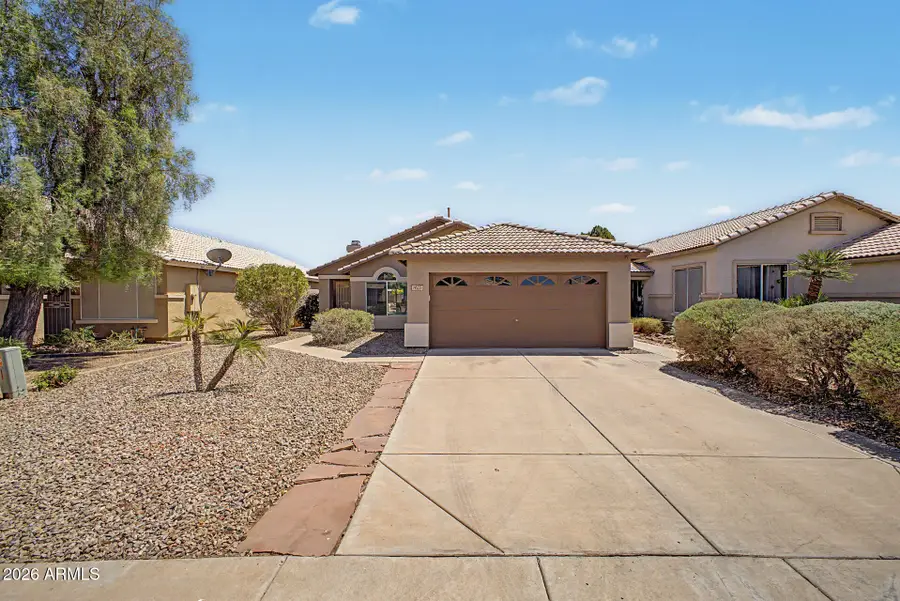 8625 W Paradise Drive, Peoria, AZ 85345 - #2