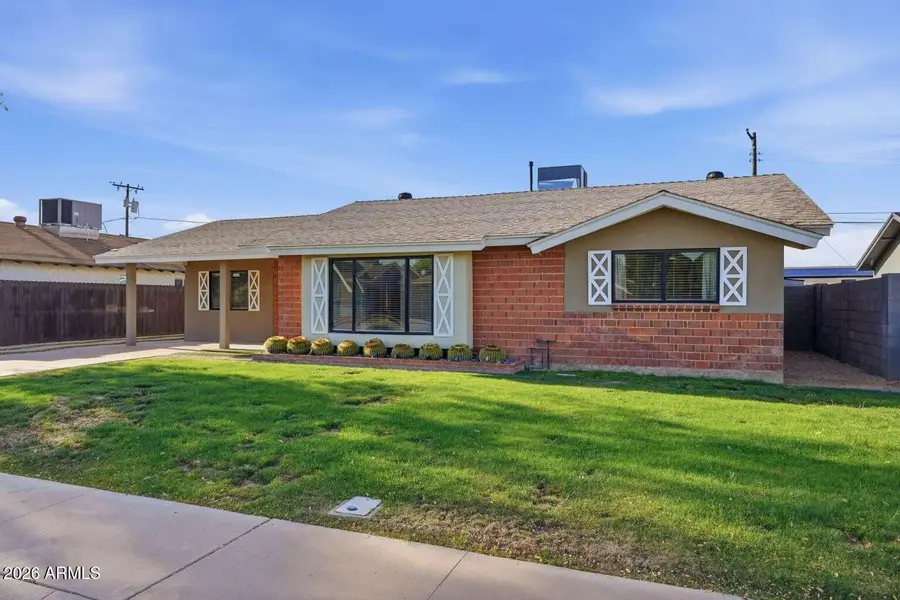 8426 E Sheridan Street, Scottsdale, AZ 85257 - #2