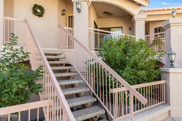 9151 W Greenway Road #252, Peoria, AZ 85381