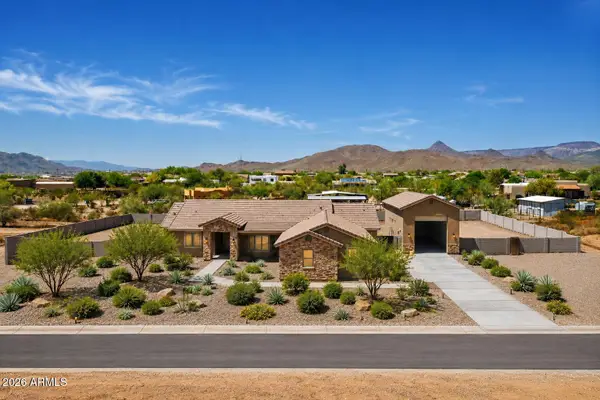 1686 E Carriage Lane, Phoenix, AZ 85086