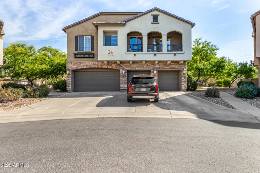 357 N 168th Drive, Goodyear, AZ 85338 - #2