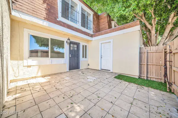 3338 W Las Palmaritas Drive, Phoenix, AZ 85051