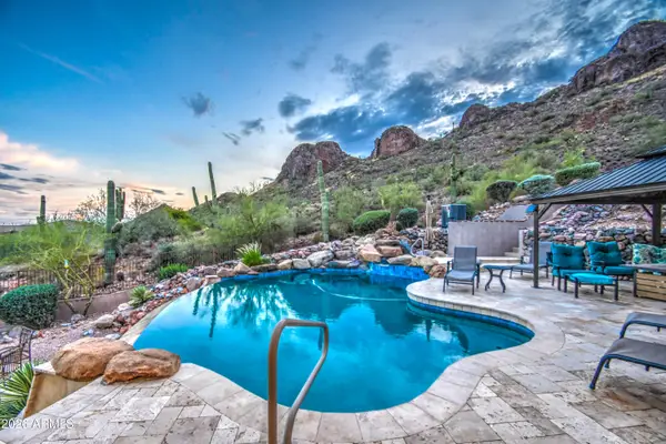9765 E Dead Sure Place, Gold Canyon, AZ 85118