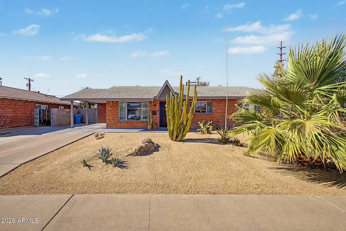 3708 W Berridge Lane, Phoenix, AZ 85019 - #1