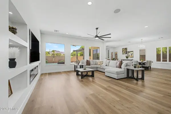 3939 E Dubois Avenue, Gilbert, AZ 85298
