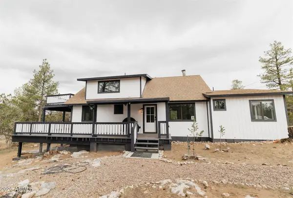 3326 Homestead Drive, Overgaard, AZ 85933