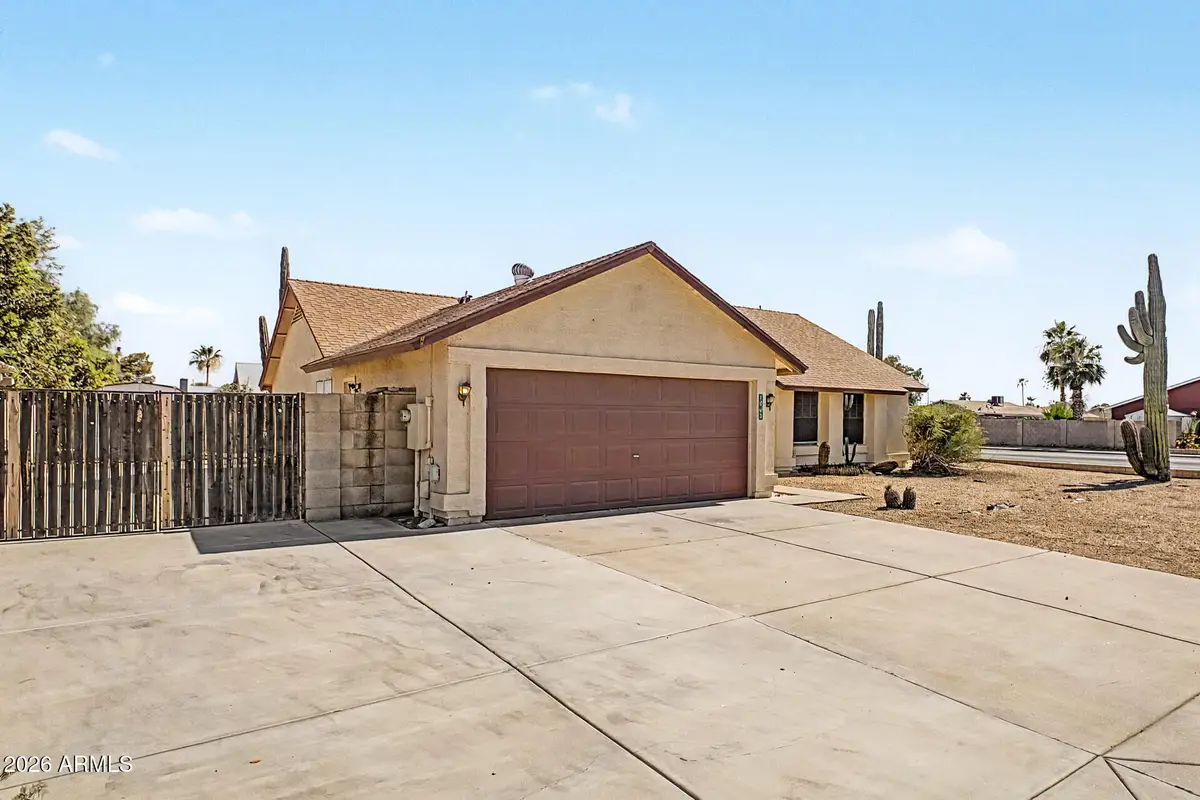 7063 W Cinnabar Avenue, Peoria, AZ 85345 - #1