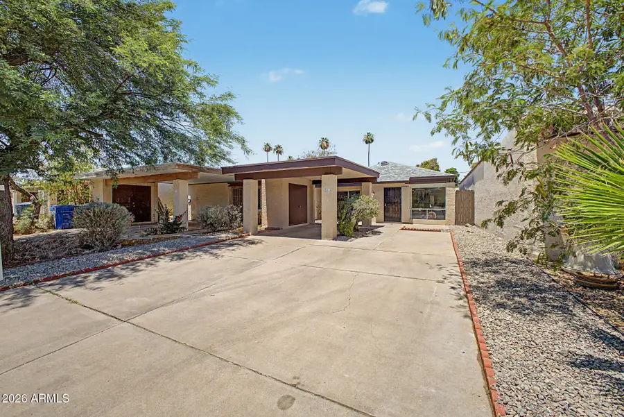 564 E Royal Palms Drive, Mesa, AZ 85203 - #2