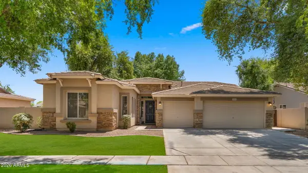 2843 E Lexington Court, Gilbert, AZ 85234