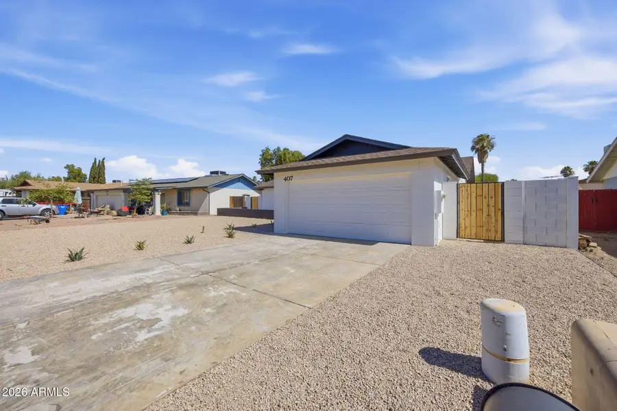 407 W Kristal Way, Phoenix, AZ 85027 - #3