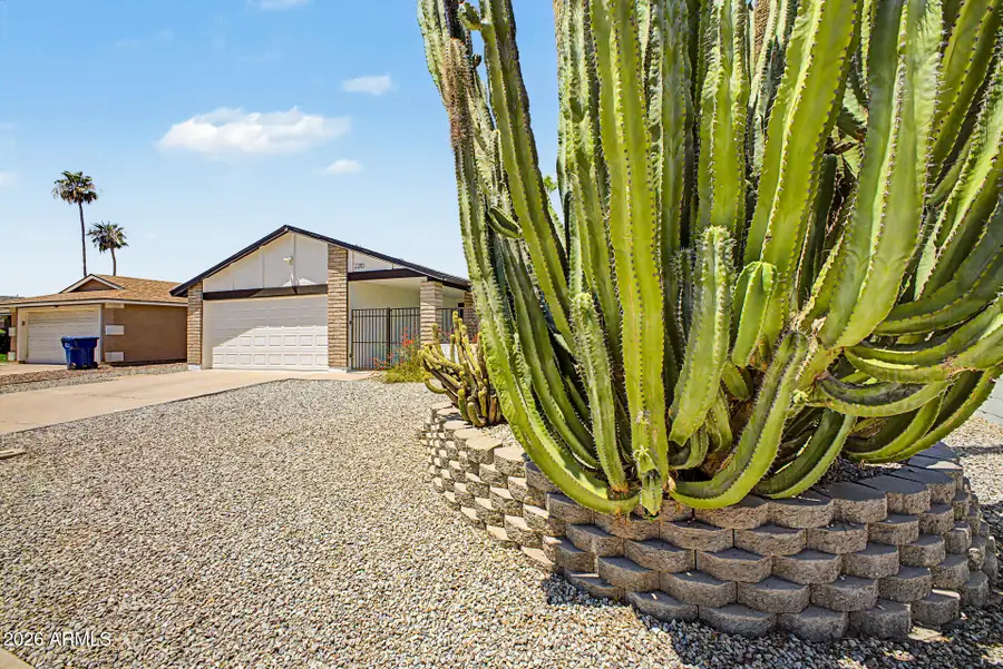 2210 N Cholla Street, Chandler, AZ 85224 - #2