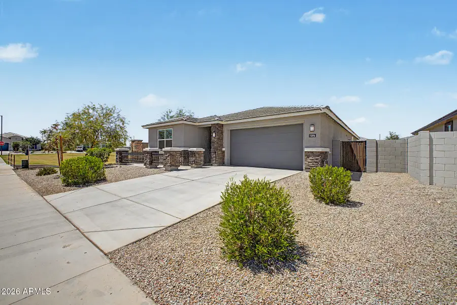 15896 W Desert Hollow Drive, Surprise, AZ 85387 - #2