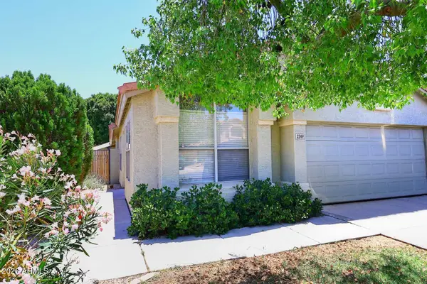 2249 E Pinto Drive, Gilbert, AZ 85296