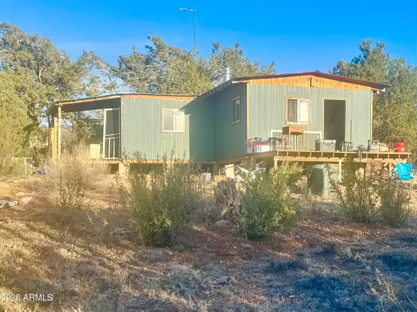 34962 W Hidalgo Road, Seligman, AZ 86337