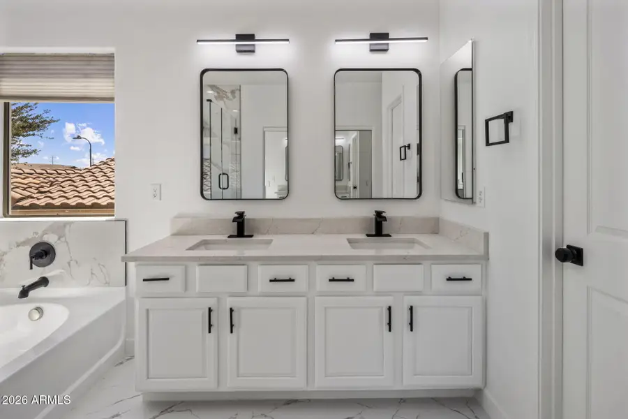 5121 W Beverly Road, Laveen, AZ 85339 - #2