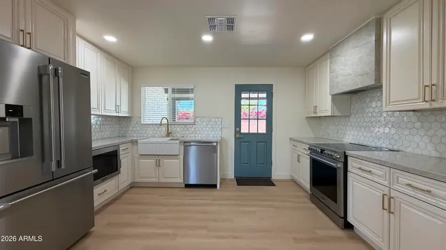 1707 W Highland Avenue, Phoenix, AZ 85015 - #2