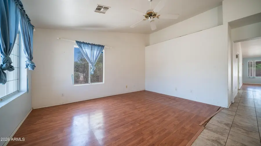 861 W 13th Avenue, Apache Junction, AZ 85120 - #2